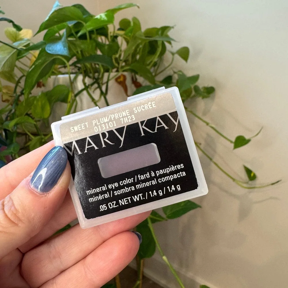 Mary Kay Mineral Eye Color Sweet Plum Purple Shimmer Eyeshadow Refill 1.4g NEW